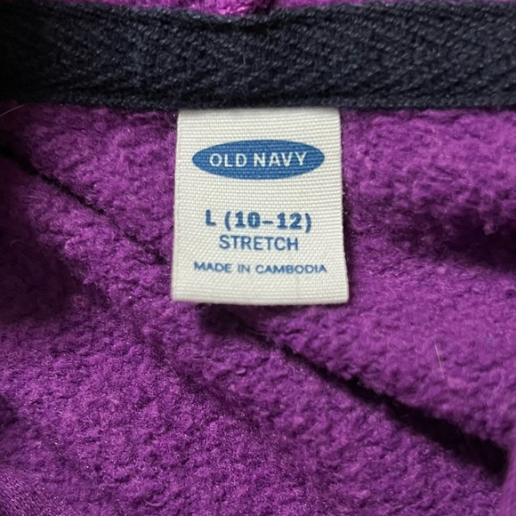 🌞 Old Navy : full moon cityscape graphic hoodie - Picture 6 of 8